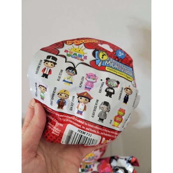 RYAN'S WORLD: Mini Mystery Egg, Build-it Combo Total 6 toys NWT - Picture 2 of 8